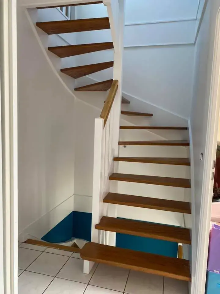 Peinture escalier blanc