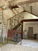Mise en peinture d’un séjour cathédrale